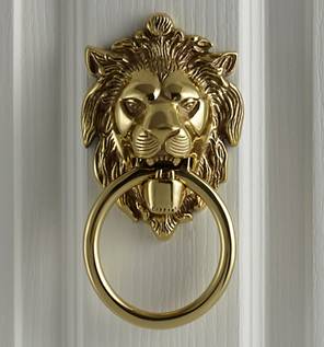 Чукче за Входна врата под формата на лъв